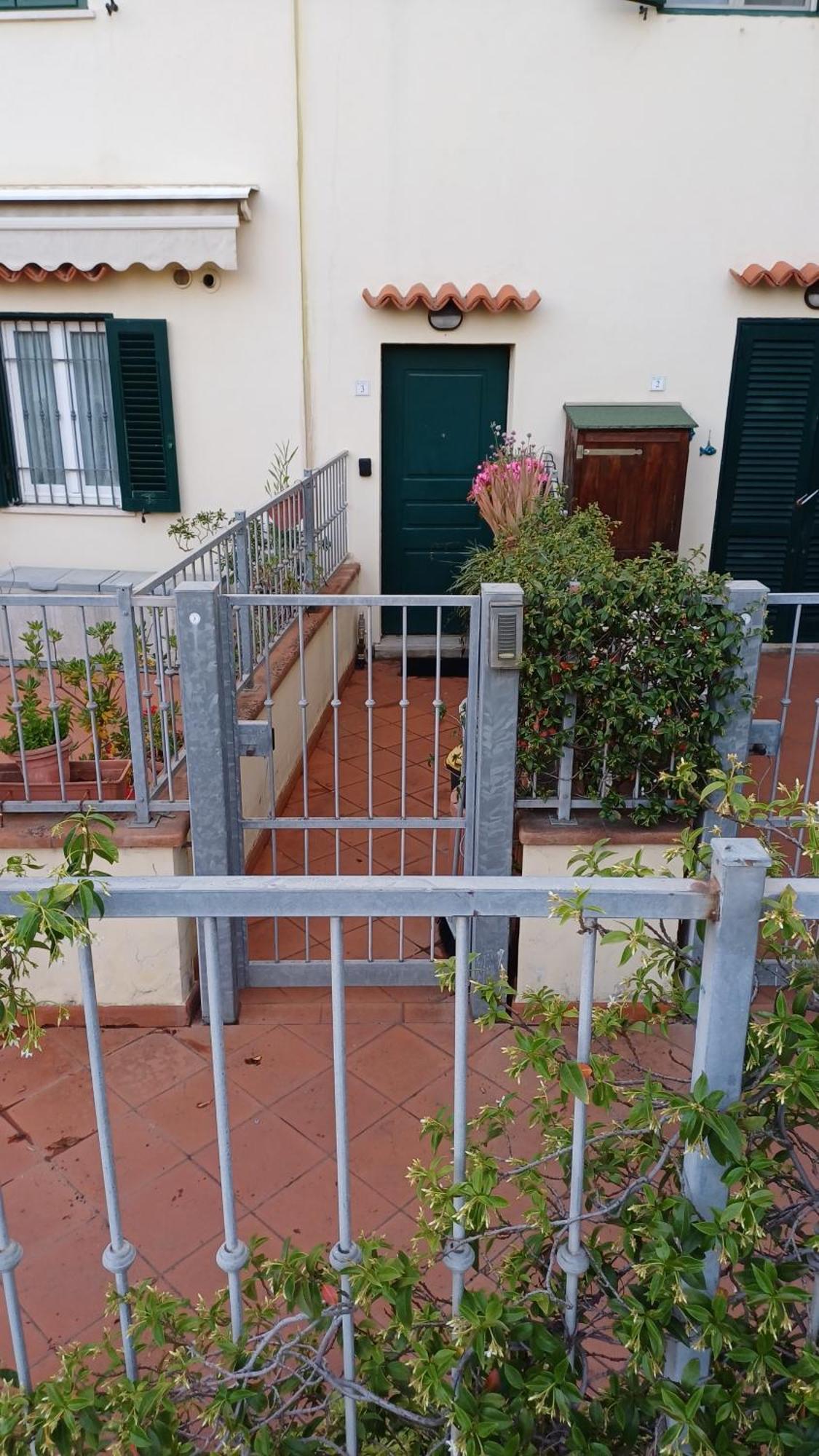Ferienwohnung Sofia Livorno Exterior foto
